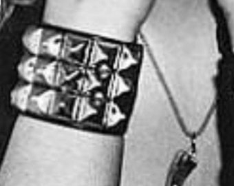 Nancy Spungen studded leather arm band (SID VICIOUS, Sex pistols)