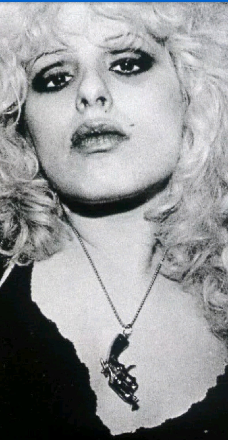 Sid & Nancy Spungeon Pistol Necklace, Sex Pistols Punk Chain image 4