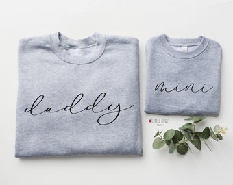 daddy mini sweatshirt, dada sweatshirt, dad and baby sweatshirt, Father's Day gift, dad crewneck sweatshirt