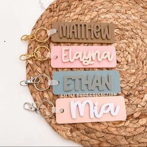 Personalized Acrylic Name Keychain, Backpack keychain, Diaper Bag keychain, Kids Bag Tag, Gift for Kids