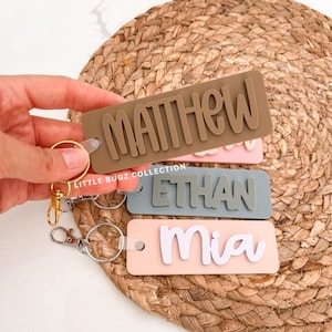 Personalized Acrylic Name Keychain, Backpack keychain, Diaper Bag keychain, Kids Bag Tag, Gift for Kids