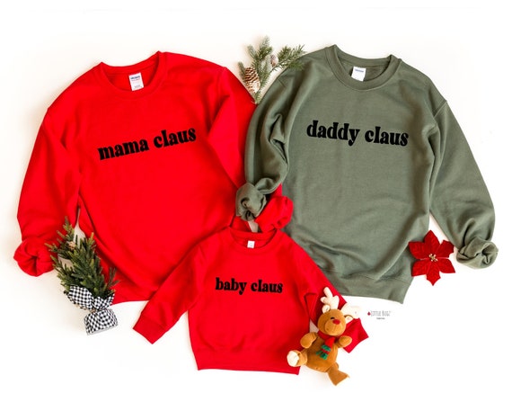 Matching top family sweaters
