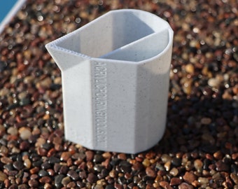 3oz Split Cup for Acrylic Pouring - The Original No Drip Spouted Split Cup©
