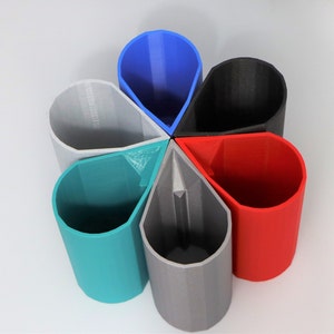 10oz Spouted Cup for Acrylic Pouring - The Original No Drip Spouted Cup©