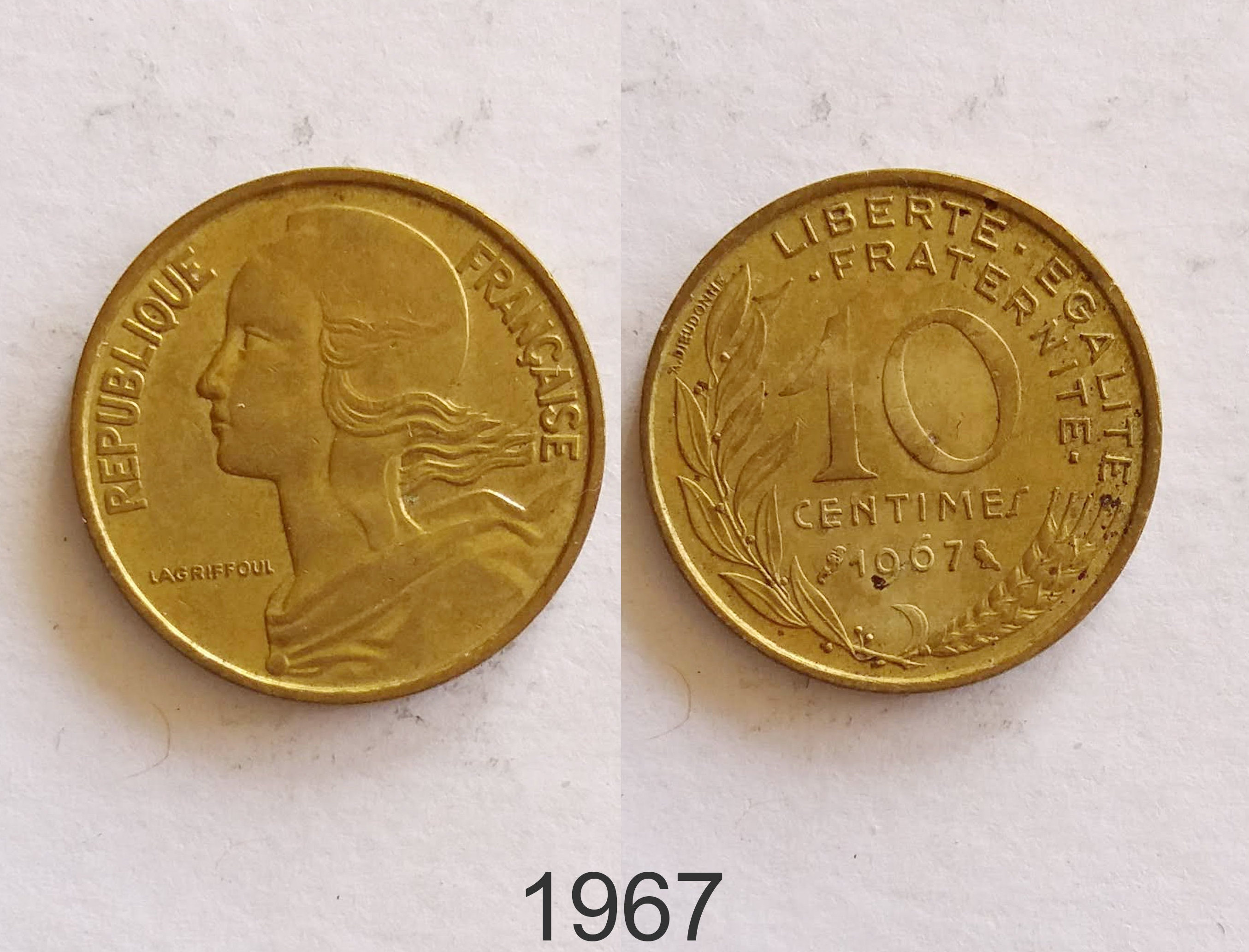 フランス 10サンタイム 1972年　マリアンヌ　コインケース新品 フランス 10サンタイム 1972年マリアンヌコインケース新品