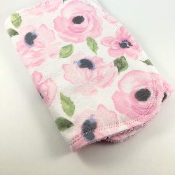 Personalized pink floral Burp cloth, Burp cloth, Baby burp cloth, Baby shower gift, Burp cloth girl, Baby girl, Baby girl gift, Baby Initial