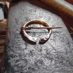hand forged bronze viking/celtic/saxon  penannular brooch pin, celtic pagan cloak pin, kilt pin, Irish brooch, scarf pin, rustic jewellery,
