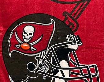 Tampa Bay Buccaneers Beach Towel - NFL Official Merchandise - 30" x 60"