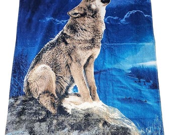 Full Moon Wolf Beach Towel 30x60 Night Sky Howling Wolf Design | Wildlife Pool Towel for Travel Camping Bath Gift for Animal Lovers