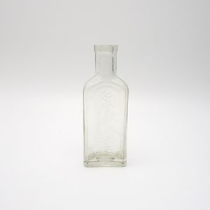 Vintage Medicine Bottle - DandTBarnFinds