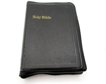 Biblia Santa Antigua - DandTBarnFinds