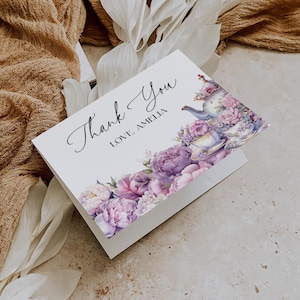 Fioletowe kwiatowe kartki z podziękowaniami EDYTOWALNE, składana kartka z podziękowaniami, popołudniowa herbata, baby bridal shower urodziny, dziękuję za przybycie AT28