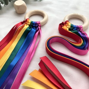 Montessori toy | Baby Sensory toy | Sensory ribbon toy | Waldorf toy | Wooden baby toys | Wooden toddler toys | Rainbow hand kite