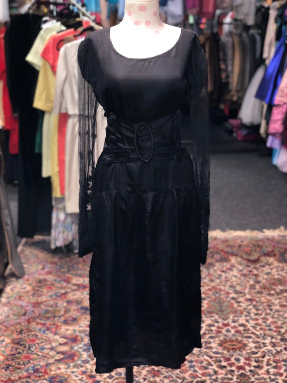 30s 40s silk dress with lace sleeves and wise belt - image 2