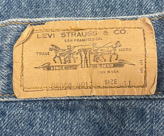 70s Levi’s orange tag flared blue jeans - image 6