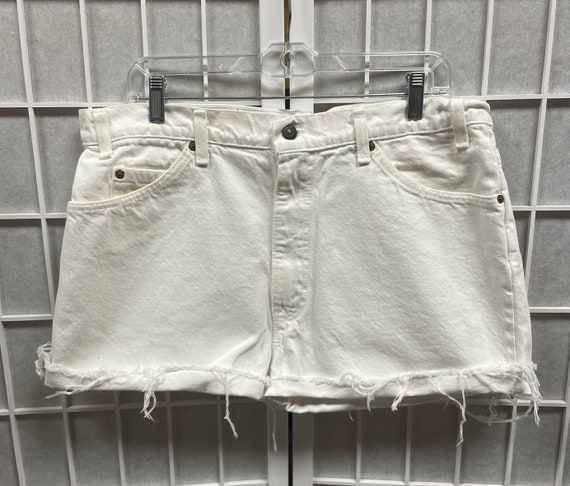 80s Levi’s orange tab 550 white cutoff shorts - image 2