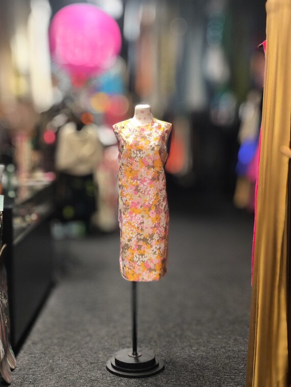 60s Floral  Shift Dress with a Cotton  Liner - image 1