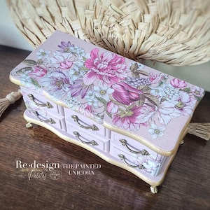 Dreamy Florals Furniture Transfer - Redesign with Prima Mini Decal