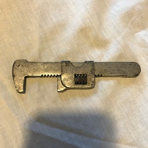 Little Giant adjustable wrench Weston, Hall & Co Chicago Illinois (very rare)