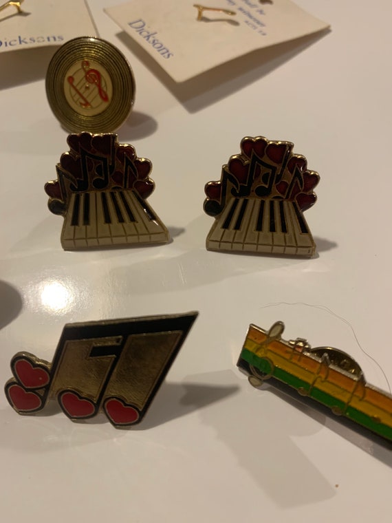Collection of 12 really cute musical themed pins. - image 2