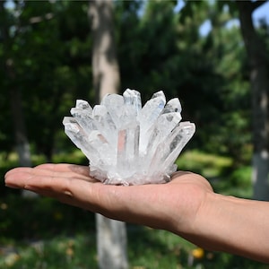 Crystal cluster，400+ Clear quartz Cluster Crystal，Quartz Point VUG，Mineral Specimen Healing Degaussing Decor Collection 1PC