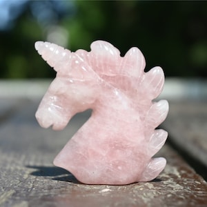Carved Rose Quartz Unicorn: Crystal Healing Decor (2&quot;)