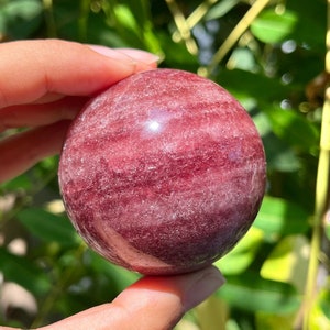 50mm+ Natural Strawberry quartz Sphere，Quartz Crystal，crystal ball by hand，Crystal ornament，Crystal Healing, Divination ball Gift 1PC