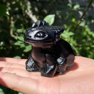 2 &#39;&#39; Natürlicher Hand geschnitzter Obsidian Drache ， Kristall Drache ， Kristalldekor ， Quarzkristall ， Halloween Geschenk ， Ornament ， Kristallheilung