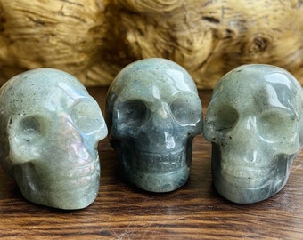 Details about / 2/" Natural Labradorite Hand Carved Frog Skull Quartz Crystal Reiki Healing 1PC