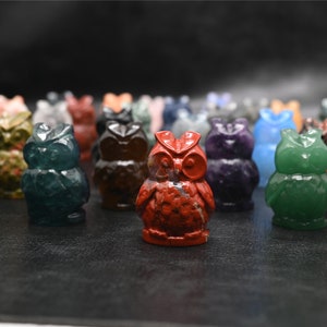 1.2&#39;&#39; Random Natural Hand carved Crystal Owl，Carved Owl ，Christmas gift，Quartz Crystal，ornament，Crystal Healing