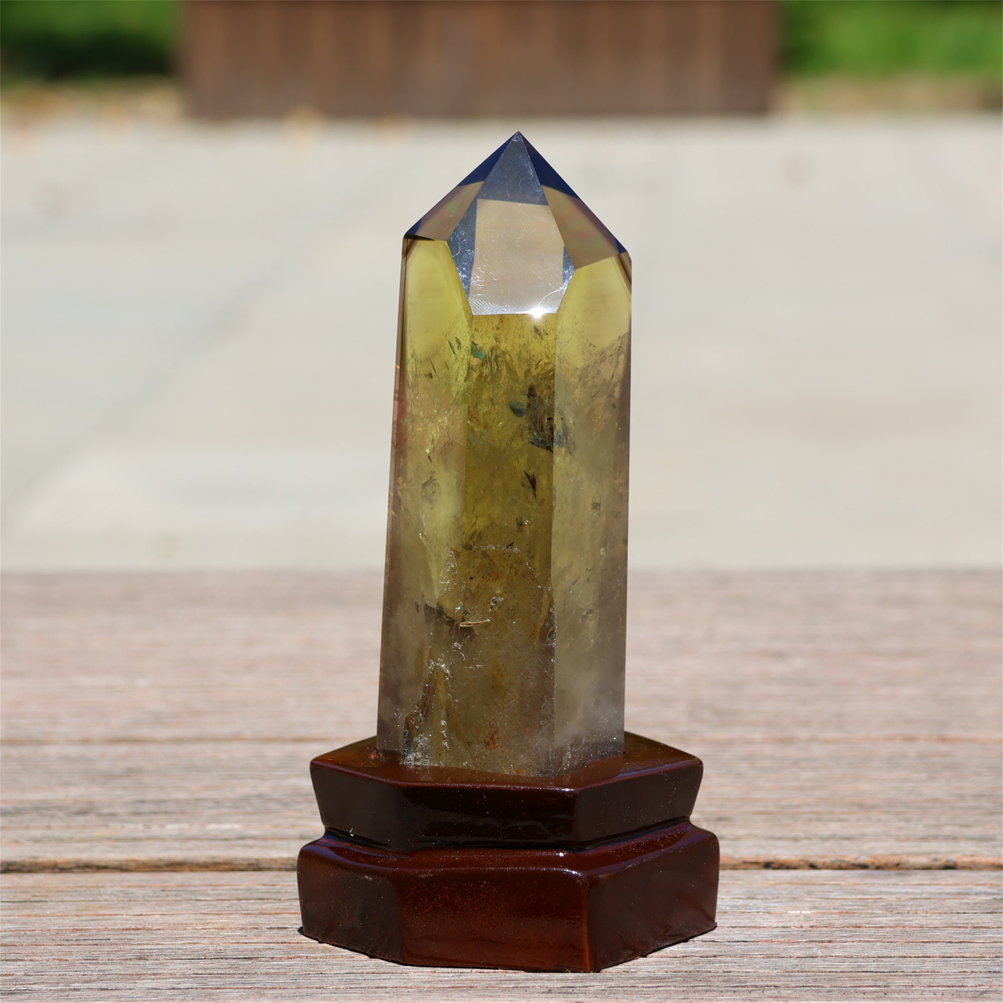 グリーンフローライト　クリスタル　オベリスク　彫刻工芸品　7cm グリーンフローライト クリスタル オベリスク 彫刻工芸品 7cm グリーン