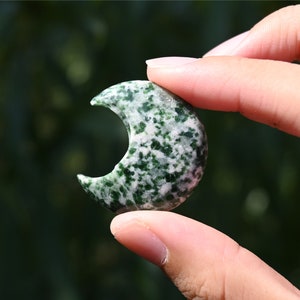 1.3&#39;&#39; Natural Beautiful Qinghai jade Moon，Hand carved Polishing crystal Moon，Crystal decoration， crystal Gift，Crystal Healing
