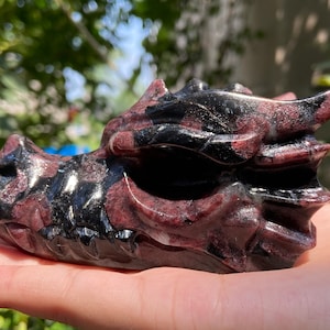 4&#39;&#39;Natural Hand Carved Garnet dragon skull，crystal skull，carved dragon，Crystal gift，quartz crystal，Crystal ornament，crystal healing