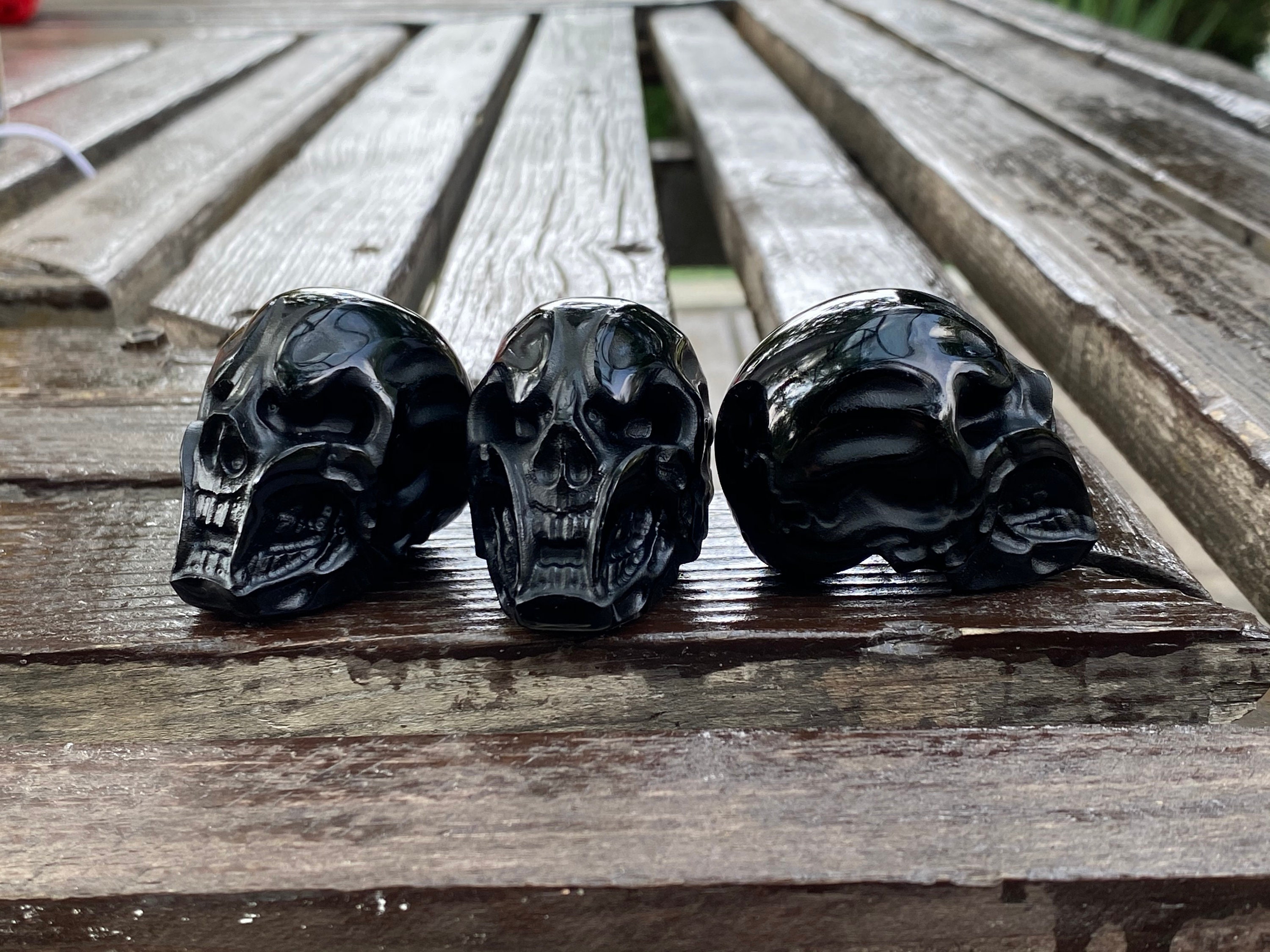 トップ！2PC天然手彫り悪魔オブシディアンスカル、クリスタルスカル