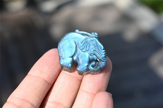 1.2'' 天然ラブラドライト象ペンダント、クリスタルギフト