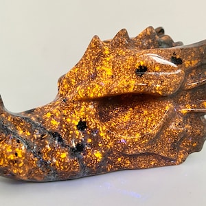 3.3&#39;&#39; Natural carved Yooperlite Dragon/Yooperlite Dragon skull/Crystal Dragon/Quartz Crystal/Crystal ornament/Crystal Healing