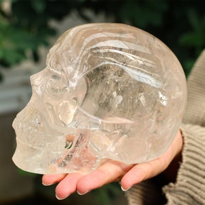 4.29LB Clear quartz Skull,Natural Quartz Crystal Skull Carving,Carved Skull Carving,Home Decor,Healing Skull,Crystal Gifts SL-304