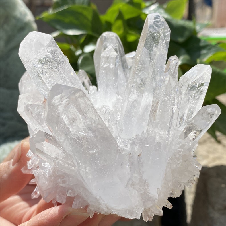 Crystal cluster，300-500G+ Clear quartz Cluster Crystal，Quartz Point VUG，Mineral Specimen Healing Degaussing Decor Collection
