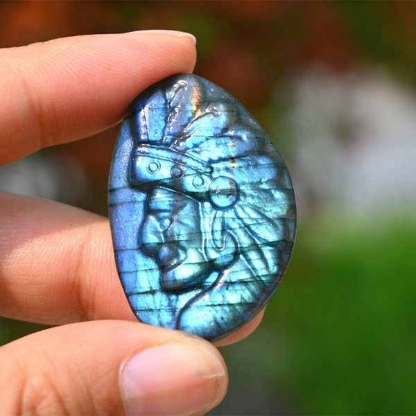 2'' Natural carved Blue Labradorite Indian skull pendant，Quartz crystal，Crystal dragon，Crystal Gift，Present，Home Decor，Crystal Healing-1PC