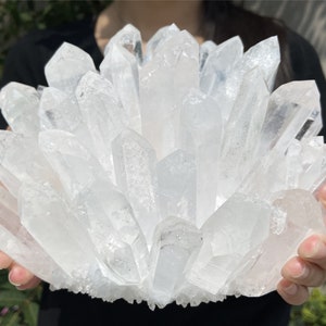 5KG+ Clúster de cristal,Cristal de racimo transparente,Punto de cuarzo VUG,Colección de decoración de desmagnetización curativa de especímenes minerales,Decoración de cristal C2