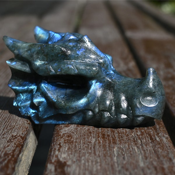 3.2'' Natural Hand carved Labradorite Dragon skull，Crystal Dragon，Labradorite Dragon skull，Quartz Crystal，Crystal ornament，Crystal healing