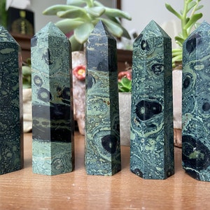 Natural Hand carved Elixir Kambaba jasper obelisk, Quartz Crystal，Halloween gift，crystal bottle obelisk，crystal Healing，crystal Wand