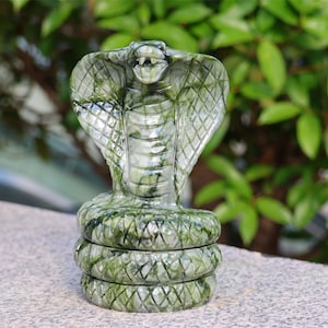 6.6&#39;&#39; Natural Hand Carved Green jade Snake skull，crystal skull，Quartz crystal gift，Crystal snake，Crystal ornament，crystal healing
