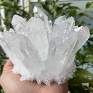 Crystal cluster300-500G Clear quartz Cluster CrystalQuartz Point VUGMineral Specimen Healing Degaussing Decor Collection 1.2KG+