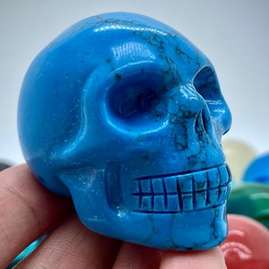 2&#39;&#39; Natural Hand Carved skull/crystal skull/quartz crystal/crystal carved/Crystal gift/crystal skull/Crystal ornament/crystal healing