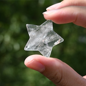1.2&#39;&#39; Natural Clear quartz Star，Five-pointed star，Hand carved Crystal Star，Crystal decoration，Crystal statuette，Crystal Gift，Crystal Healing
