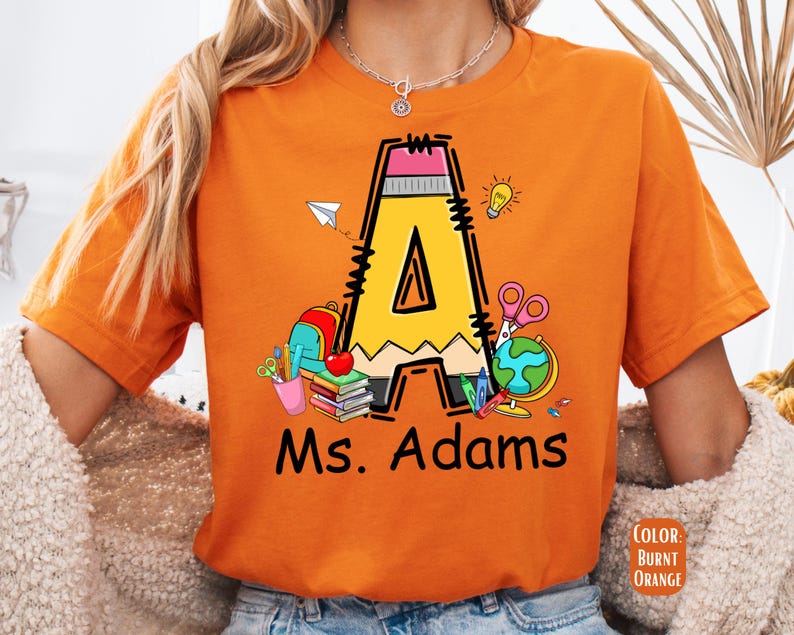 Custom Teacher Name Shirt: Alphabet Pencil Tee immagine 5