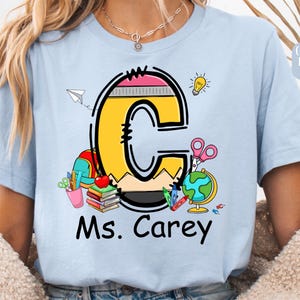 Custom Teacher Name Shirt: Alphabet Pencil Tee immagine 3