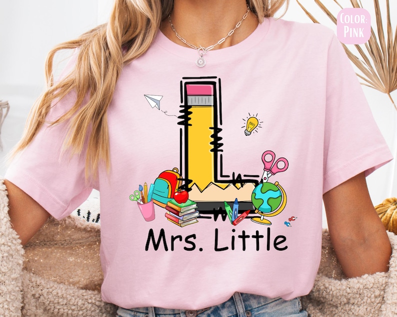Custom Teacher Name Shirt: Alphabet Pencil Tee immagine 4