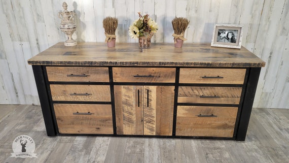 72 in credenza online